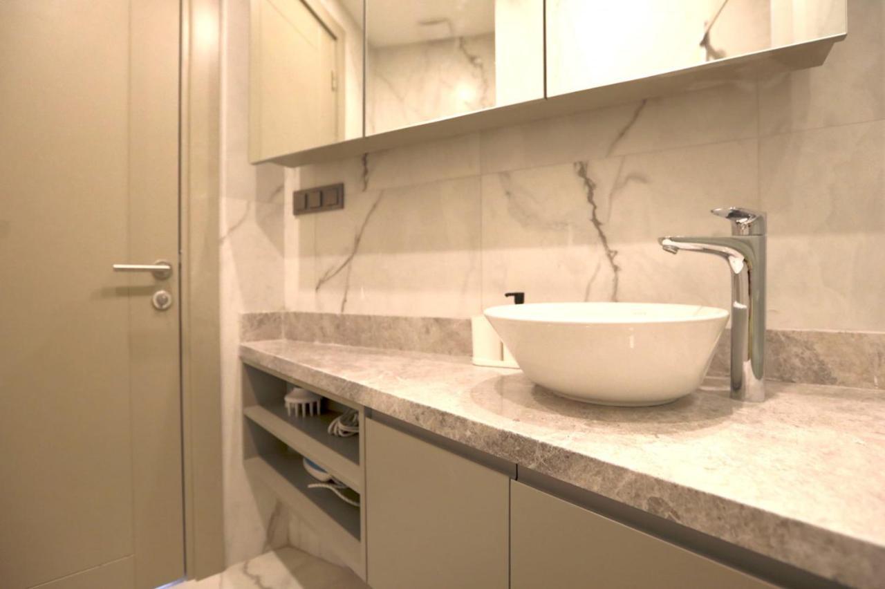Excellent Flat W 360 Bosphorus View In Cihangir Istambul Extérieur photo